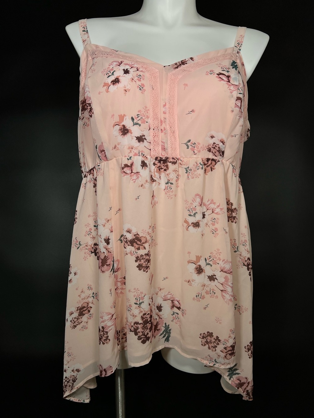 🌸 NWT Torrid Size 3 Blush Pink Chiffon Floral Lace Trim Cami, Tank Top Camisole